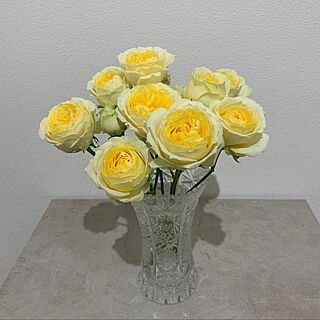 黄色薔薇/ガラスの花瓶/リビングのインテリア実例 - 2022-02-13 18:08:15