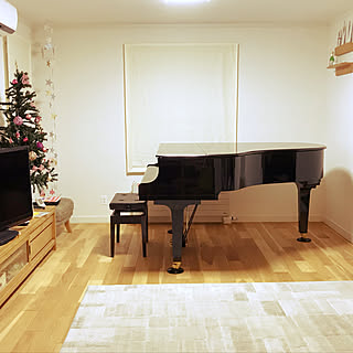 リビングがピアノに占領された/スモールハウス/ピアノがある部屋/クリスマス/お札立て...などのインテリア実例 - 2020-11-22 17:22:33