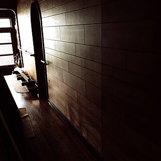 壁/天井/暗い廊下のインテリア実例 - 2016-03-01 22:04:30