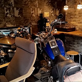 玄関/入り口/バイクガレージ/バイク/ガレージDIY/ガレージライフ...などのインテリア実例 - 2016-03-06 22:48:53