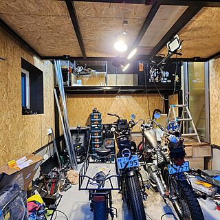 壁/天井/照明/照明DIY/バイクガレージ/ビルトインガレージ...などのインテリア実例 - 2024-05-03 22:54:04