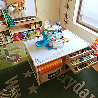 トミカ プレイテーブルのおすすめ商品とおしゃれな実例 ｜ RoomClip 