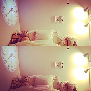 ベッド周り/白い部屋/白い寝室/プロジェクタークロック/照明のインテリア実例 - 2015-11-20 03:08:06