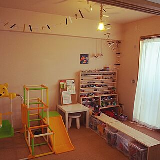 部屋全体/DIY/トミカ棚/IKEA/子ども部屋...などのインテリア実例 - 2015-02-04 16:32:38