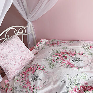ベッド周り/花柄/天蓋/ホワイトインテリア/ピンクの壁...などのインテリア実例 - 2018-06-07 16:33:24