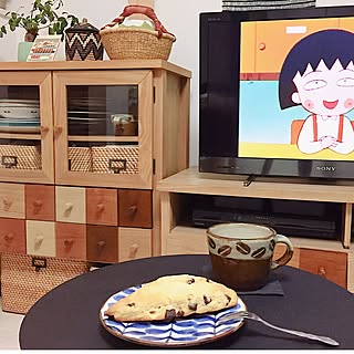 リビング/ちびまる子ちゃん/テレビ/テレビ台/食器棚...などのインテリア実例 - 2017-03-03 08:50:46