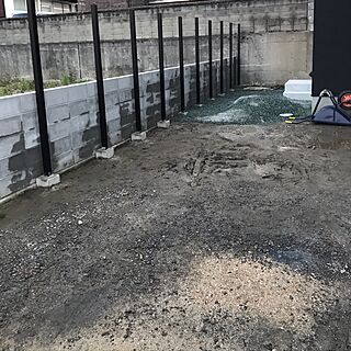 外構/アルミ支柱/ウッドフェンス/板塀/DIYのインテリア実例 - 2017-05-17 22:40:06
