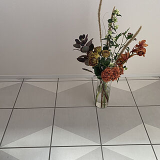 リビング/白い壁/リノベ/花のある暮らし/タイル床...などのインテリア実例 - 2021-08-25 10:06:07