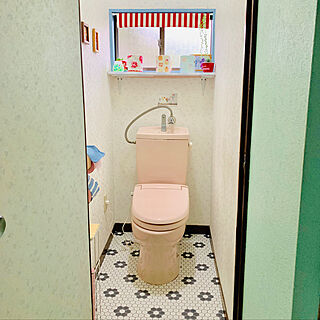 トイレ改造計画/トイレ床DIY/トイレリフォーム/ハニカムタイル/フォロワーの皆様に感謝です♫...などのインテリア実例 - 2019-06-10 07:52:39