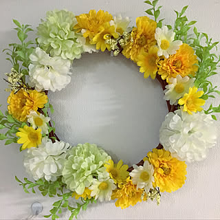 ダイソー 造花リースの商品を使ったおしゃれなインテリア実例 Roomclip ルームクリップ