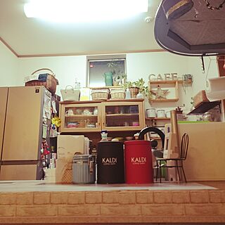 キッチン/KALDI/ダイソーリメイクシート/カフェ風を目指して♪/フェイクグリーンのインテリア実例 - 2017-05-09 23:19:20