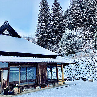 電車運転見合わせ/雪景色の我が家/慣れない雪/田舎暮らし/いつも見てくださって、感謝です♡...などのインテリア実例 - 2023-01-25 08:08:12