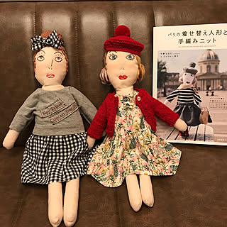 ハンドメイド 着せ替え人形のおしゃれなアレンジ・飾り方のインテリア