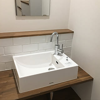 初投稿です。よろしくお願いします☺/陶器ボウル/タイル/入居前/バス/トイレのインテリア実例 - 2019-10-03 00:41:16