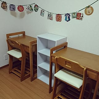 部屋全体/しゃれとんしゃあ会/子ども部屋/学習机/学習いす...などのインテリア実例 - 2016-12-25 01:48:43