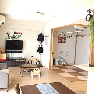 部屋全体/マンション/横長リビングダイニング/フェイクグリーン/カフェ風インテリアを目指して...などのインテリア実例 - 2018-03-12 12:15:24