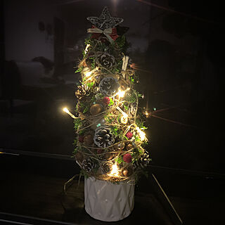 ある物にて作ったクリスマスツリー/我が家のツリーはこれ/クリスマス/皆いつも感謝です/みんなに感謝❤️...などのインテリア実例 - 2021-12-24 19:15:49