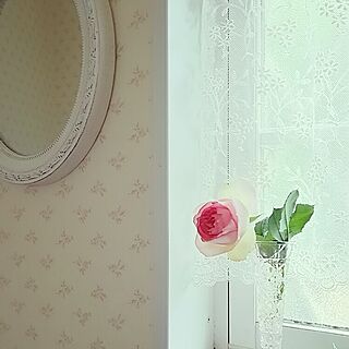 バス/トイレ/薔薇が好き/花のある暮らし/花器/窓...などのインテリア実例 - 2016-05-08 12:14:22