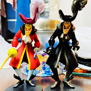 ディズニー ピーターパン フック船長 ドール 新品 フック船長の