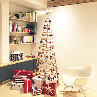 リビング/IKEAのツリー/クリスマスツリー/ツリーの足元/クリスマスのインテリア実例 - 2023-12-23 22:34:28