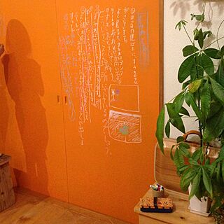 リビング/無垢や天然木が好き/黒板DIY/暖色系の部屋/植物のある部屋...などのインテリア実例 - 2014-05-22 19:18:58