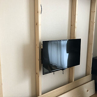 ラブリコで壁掛けテレビ/ラブリコ棚/ラブリコでDIY/ラブリコ/DIY...などのインテリア実例 - 2019-08-16 01:49:27