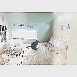 ベッド周り/ナチュラルシック/ねこ部/ねこばかりですいません/ねこのいる風景...などのインテリア実例 - 2017-01-19 07:53:27