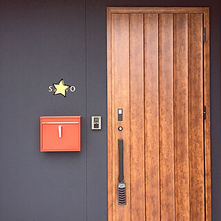 玄関/入り口/リクシルの玄関ドア/黒い外壁のインテリア実例 - 2018-06-16 00:02:14