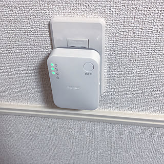 Wi-fi 中継機/モノトーン/猫と暮らす/アメショー、シルバータビ～/ホワイトインテリア...などのインテリア実例 - 2019-03-18 17:19:02