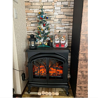 リビング/IKEAランタン/ニトリ暖炉型ファンヒーター/我が家はまだクリスマスのインテリア実例 - 2018-12-31 12:12:10