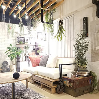 オシャレ　トランク　収納BOX　ディスプレイ　ベンチ　ヘリンボーン柄　木製 オシャレトランク収納BOXディスプレイベンチヘリンボーン柄木製