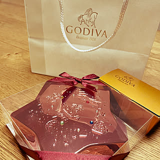 GODIVAのチョコ♡/雑貨が好き♡/LIXIL窓/新築一戸建て平家/オーダーメイド家具...などのインテリア実例 - 2023-01-25 13:52:56