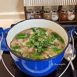 キッチン/豚肉と大根スープです。/パクチー入り/タイ料理です。/美味しい〜〜...などのインテリア実例 - 2017-04-19 14:38:41