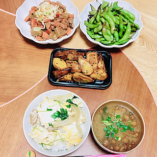 ペペロンチーノ枝豆/もつ煮/大学芋/なめこのお味噌汁/親子丼...などのインテリア実例 - 2021-12-12 19:07:14