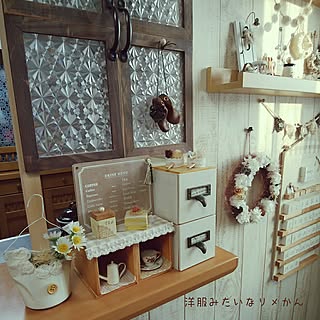 棚/飾り棚/ハンドメイド/手作り/ナチュラルインテリア...などのインテリア実例 - 2017-01-29 09:28:32