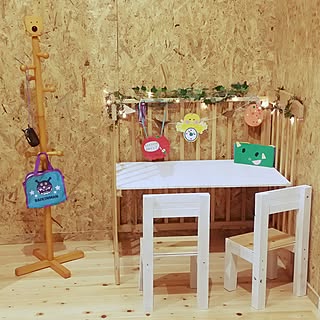 机/DIY/オールドビレッジバターミルクペイント/ベビーベッド リメイク/子供机&椅子...などのインテリア実例 - 2016-12-13 17:49:16