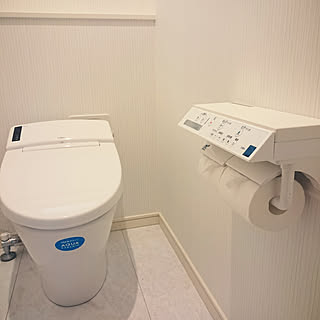 バス/トイレ/LIXIL/２階のトイレ/インテリア リモコン/ﾄｲﾚｯﾄﾍﾟｰﾊﾟｰﾎﾙﾀﾞｰ...などのインテリア実例 - 2019-01-10 10:10:25