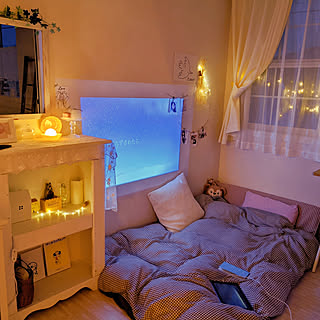 フェアリーライト 韓国インテリアのおしゃれなアレンジ 飾り方のインテリア実例 Roomclip ルームクリップ