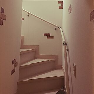 せりあ♡/階段の壁/うぉーるステッカー/100均のインテリア実例 - 2016-02-25 18:00:39