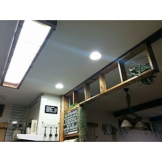 壁/天井/instagram→akkiii46/DIY/SPF材1×4/見せ梁に棚...などのインテリア実例 - 2017-03-28 21:12:37