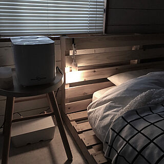ベッド周り/IKEA/すのこベッド/パレットベッド/ベッドルーム...などのインテリア実例 - 2018-11-25 13:47:05
