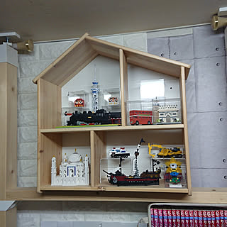 1/18 ジオラマ ミニカー ガレージ フィギュア 車庫 納屋 ドールハウス 