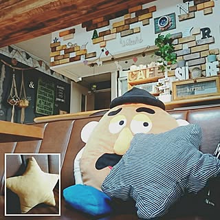 部屋全体/ニトリ/クッションカバー/ミシン/ハンドメイド...などのインテリア実例 - 2017-04-13 21:46:03