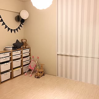 棚/おもちゃ部屋/こどもと暮らす。/ふすまに壁紙/和室を洋室に ...などのインテリア実例 - 2017-03-29 00:35:47