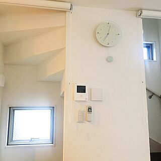 壁/天井/階段/フランフランの時計/壁掛け時計/インターホン...などのインテリア実例 - 2017-07-19 20:04:56