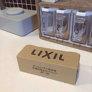 玄関/入り口/インテリアじゃないかも/浄水器/LIXIL/なかなか訪問できずｺﾞﾒﾝﾅｻｲ...などのインテリア実例 - 2018-01-13 21:48:33