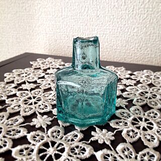 棚/色付きガラス瓶/アンティーク瓶/アンティーク/antiqueのインテリア実例 - 2013-03-20 12:27:21