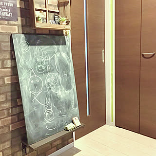 塗っと板チョークボード/カフェ風インテリア/こどもと暮らす。/おうち時間/お絵描きスペース...などのインテリア実例 - 2020-04-07 12:42:27