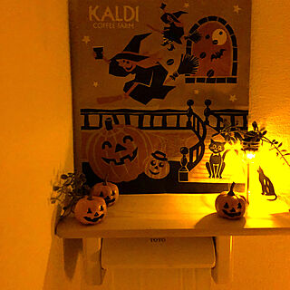 Halloweenディスプレイ大好き✨/KALDIの紙袋/ハロウィン/いつも応援ありがとうございます！/NO RC NO LIFE☻*...などのインテリア実例 - 2019-10-03 18:39:50