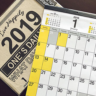 机/セリアのカレンダー/来年のカレンダー/新商品買ったよ！/いいね♪本当に感謝です♥...などのインテリア実例 - 2018-10-04 10:26:45